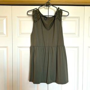 Green ruffle tank top